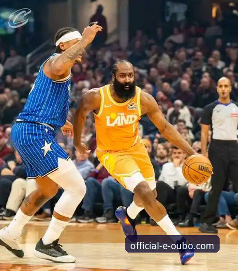 欧博游戏下载 骑士险胜魔术:一场球星对决背后的攻防博弈详解